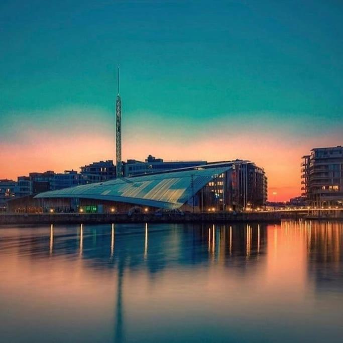 Tjuvholmen / Aker Brygge - Most Expensive Area In Oslo! Apartment Ngoại thất bức ảnh